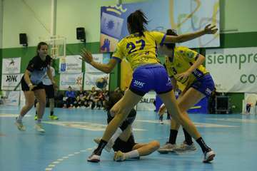 El Rocasa vence al Morvedre (28-20) y se pone en modo Challenge Cup (Foto TA)